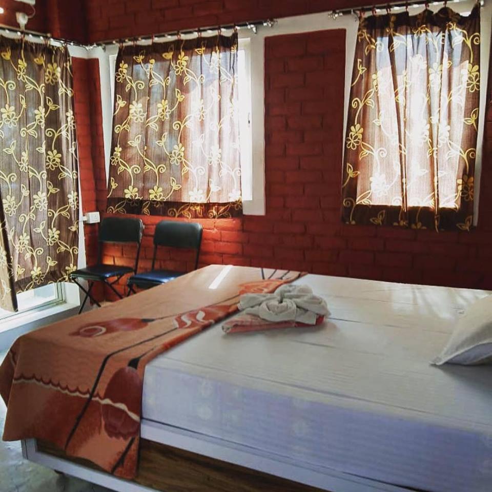 Paradise Inn Guest House Varanasi Esterno foto